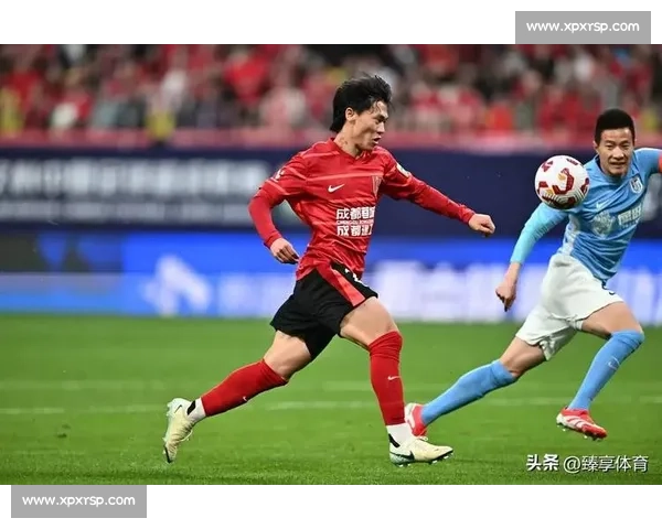 海港 4-2 梅州领跑,玉昆 4-4 逼平申花!中超三强争冠白热化,河南队深陷保级泥潭 海港 4-2 梅州领跑,玉昆 4-4 逼平申花!中超三强争冠白热化,河南队深陷保级泥潭